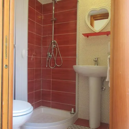 Il Borghetto Oda ve Kahvaltı 3*