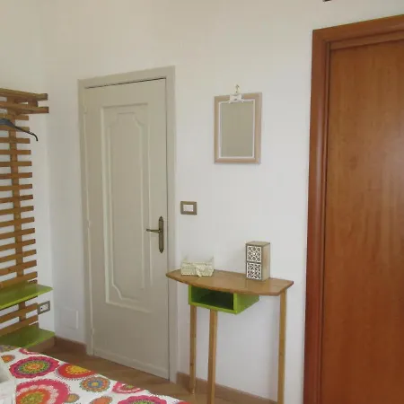 Oda ve Kahvaltı Il Borghetto Napoli