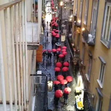 Oda ve Kahvaltı Il Borghetto Napoli