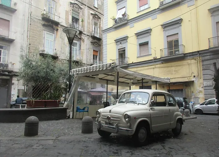 Oda ve Kahvaltı Il Borghetto Napoli